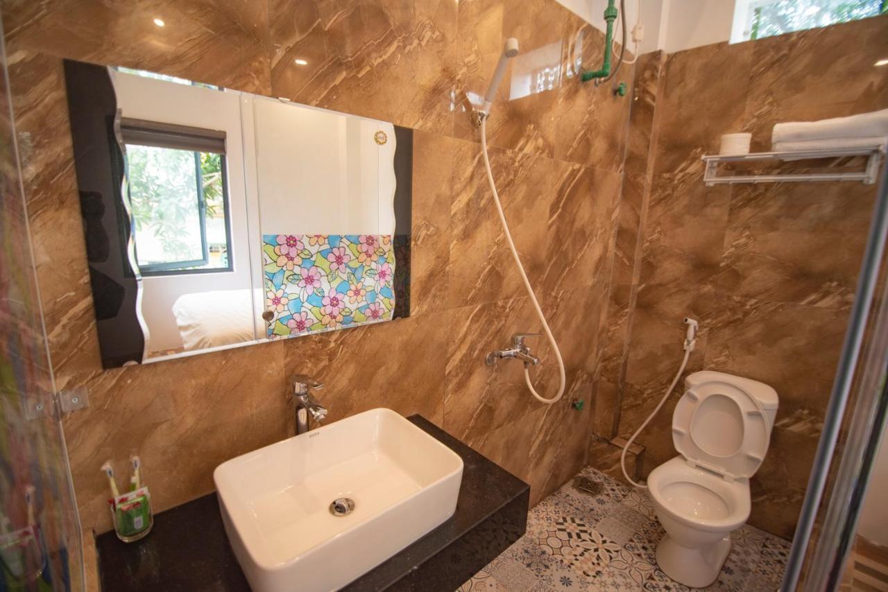 Long Hotel And Motobike Rental Ha Giang Exterior photo