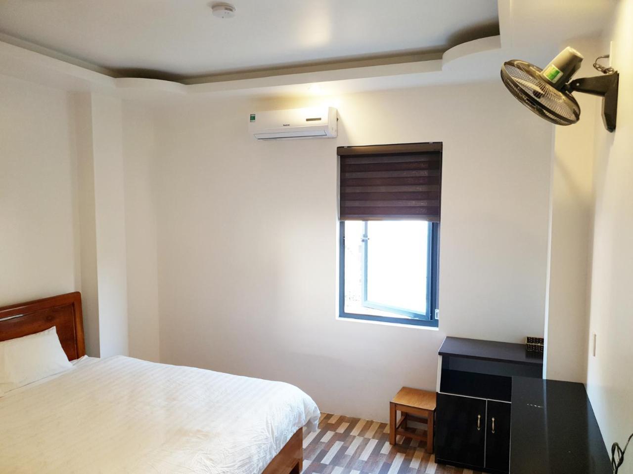 Long Hotel And Motobike Rental Ha Giang Exterior photo